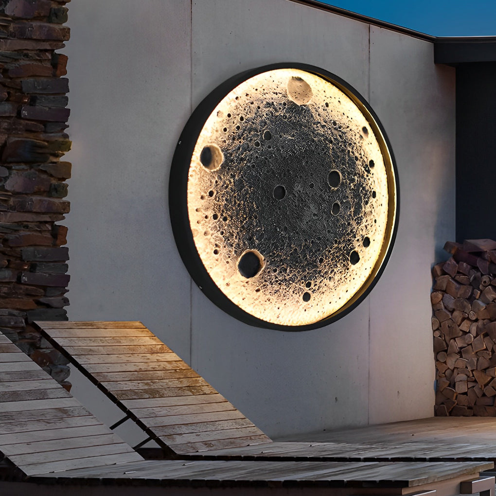Rebellious Round Moon Modern Aluminum Outdoor Wall Lights
