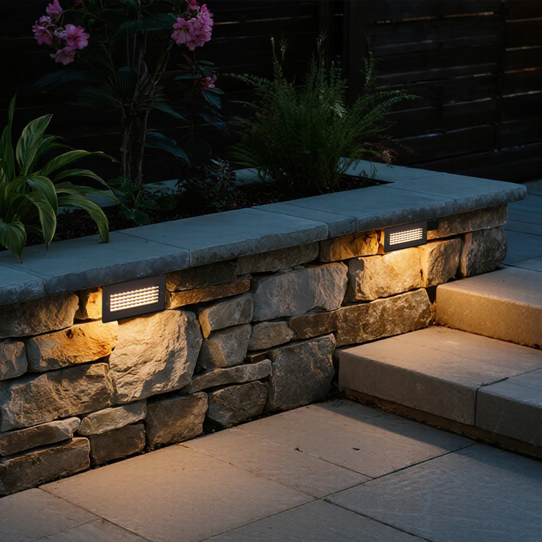 Dione LED Minimalist Style Aluminum Outdoor Step Lights