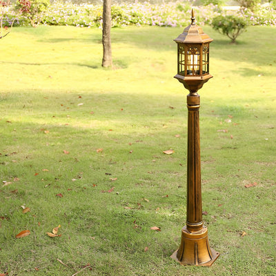 Solitary Elegant Pathway Aluminum Outdoor Post Lights