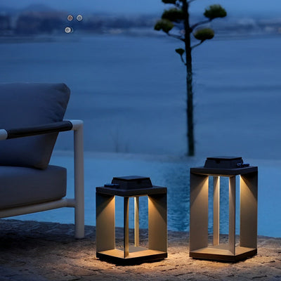 Huber Creative LED Modern Steel Outdoor Lawn Lights