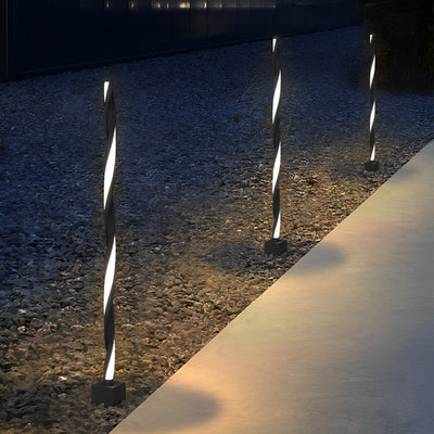 Dennis Linear LED Minimalist Aluminum Outdoor Path Light