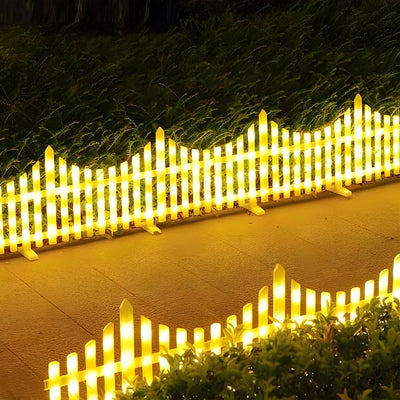 Estran Wave-Shaped Solar PP Outdoor Fence Light