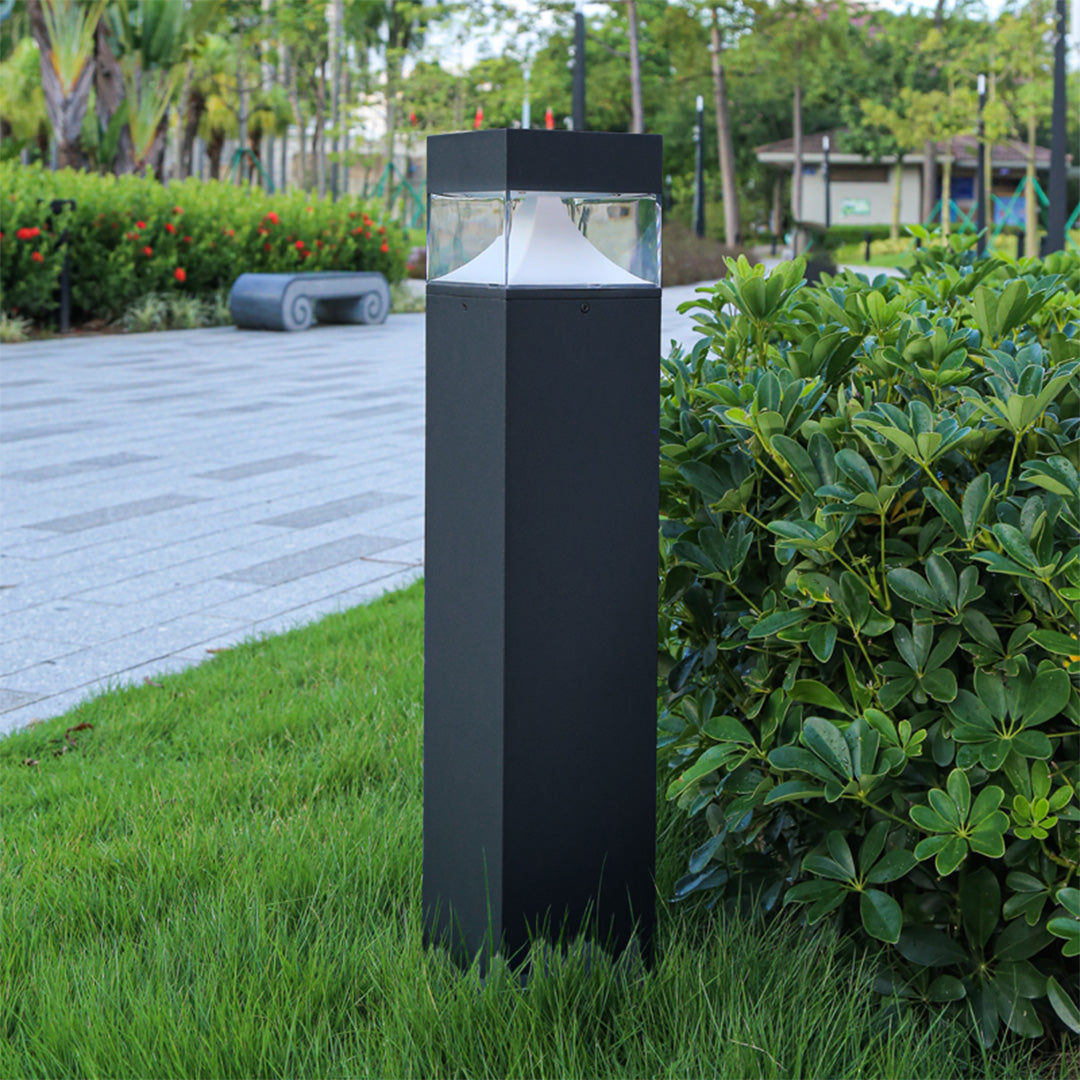 James Collard Nordic Aluminum Outdoor Lawn Light