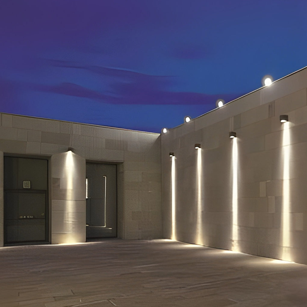 Gifford LED Classic Modern Aluminum Outdoor Wall Lamp