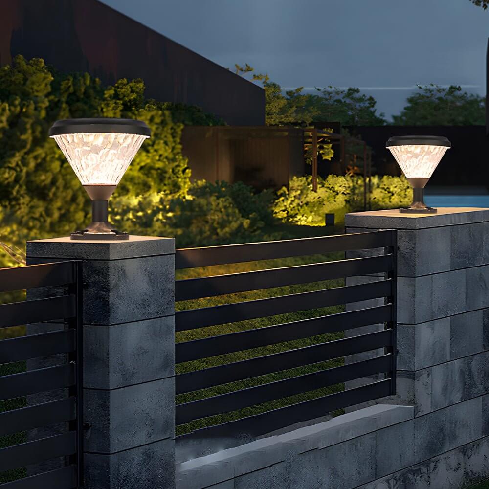 Queenly High Round LED Solar Aluminum Outdoor Post/Pier Light