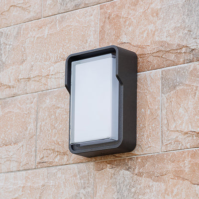 Stan Square Minimalist LED Aluminum Outdoor Wall Light