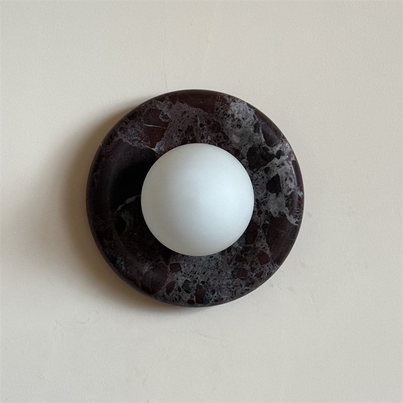 Uzorionis Wall Lamp