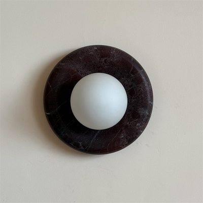Uzorionis Wall Lamp