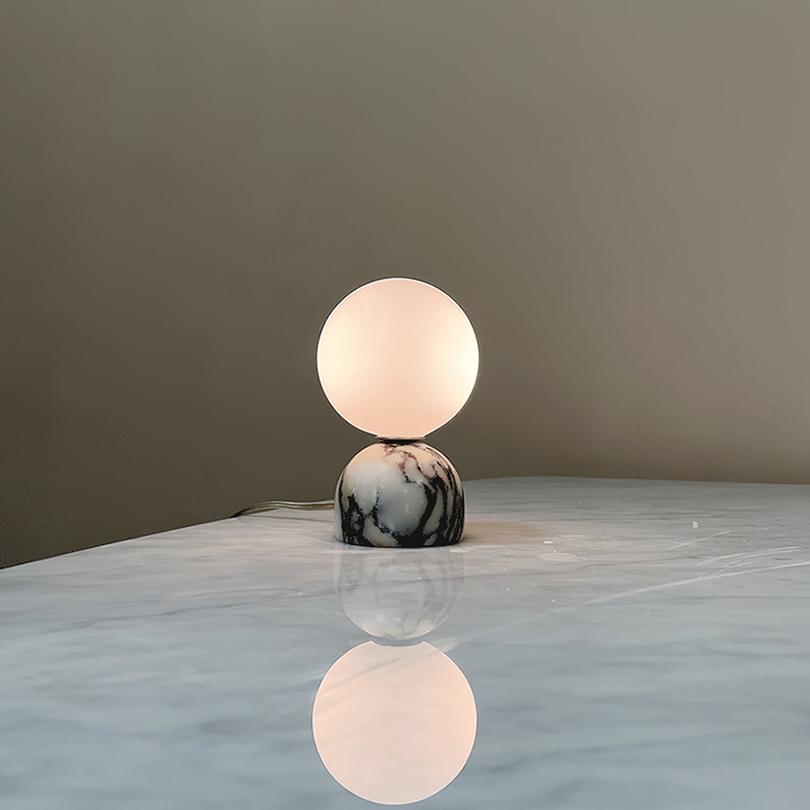 Aalia Table Lamp