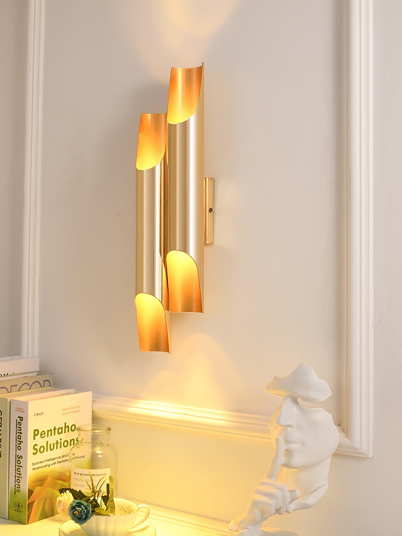 Norearia Modern Minimalist Straight Wall Lamp