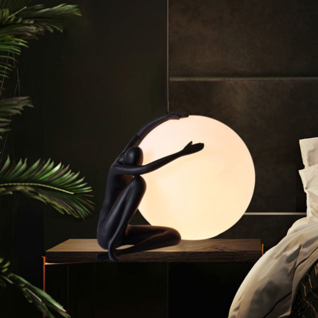 Cosmo Humanoid Ball Holding Table Lamp