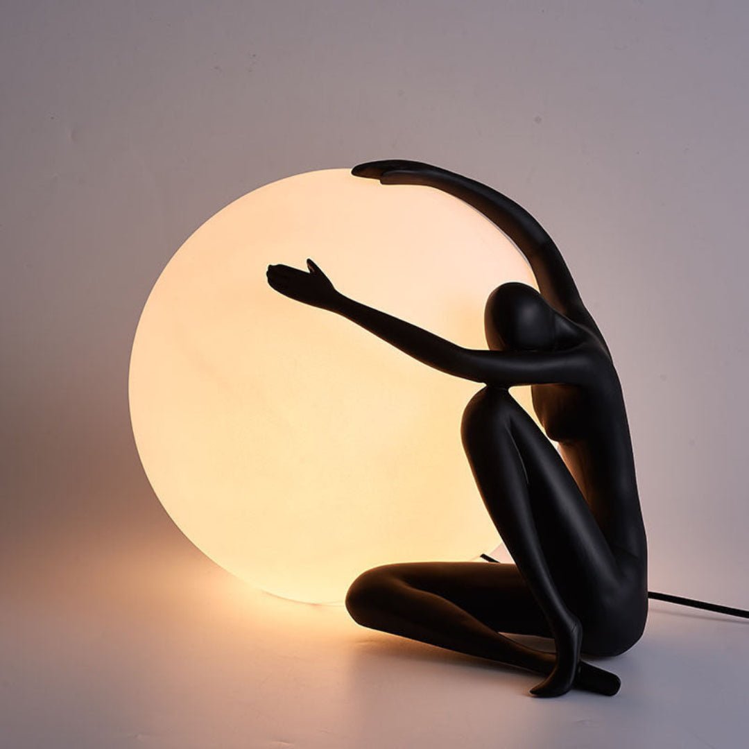 Cosmo Humanoid Ball Holding Table Lamp