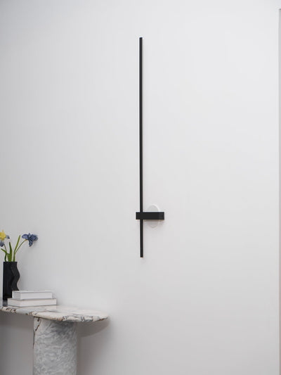 Mesv Linear Rechargeable Black Wall Lamp