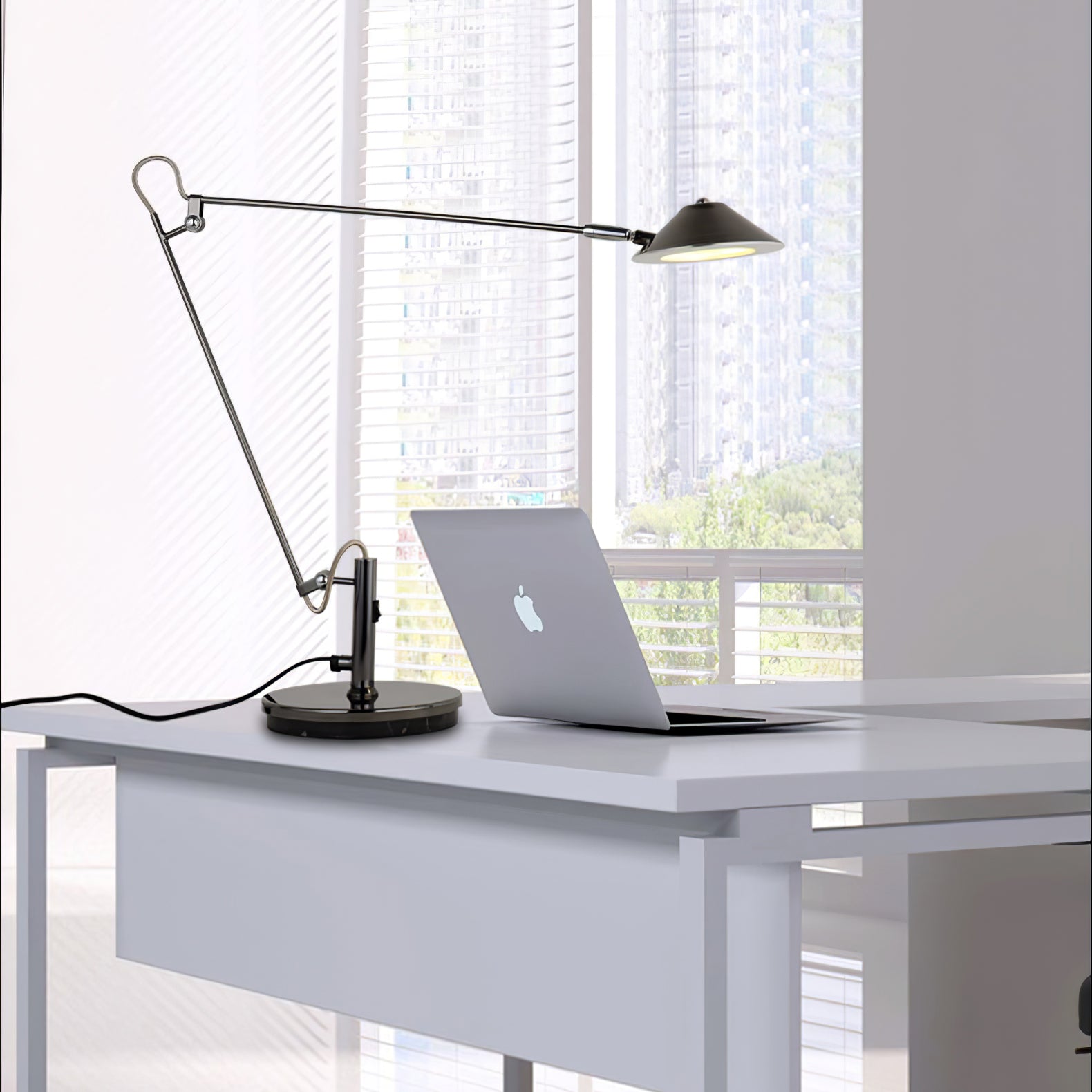 Queden Minimalistic Office Task Lamp