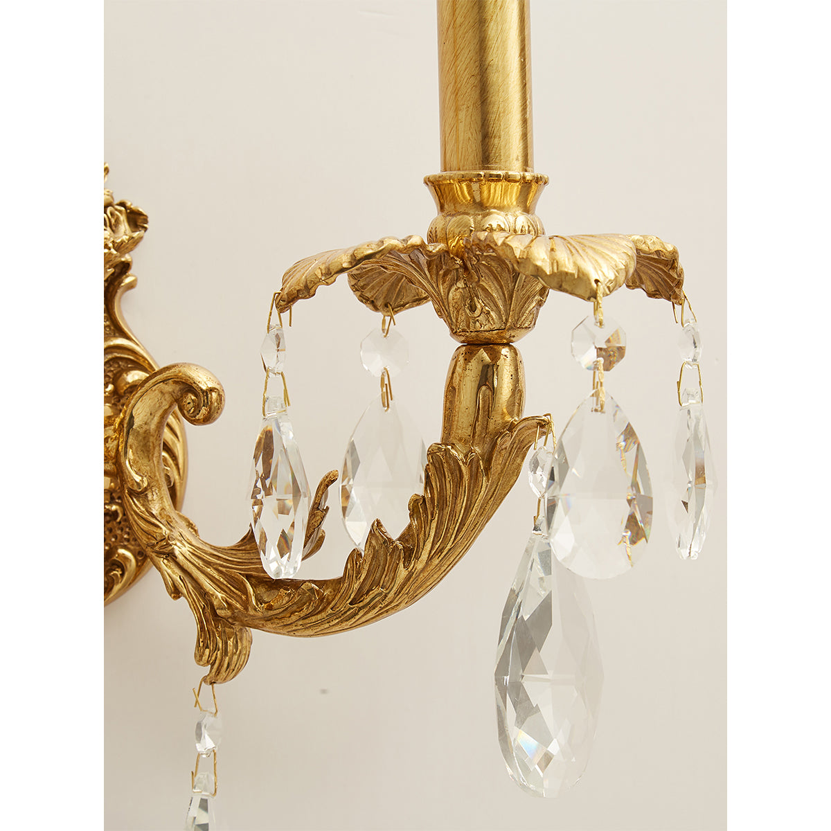 Elaivelle Wall Lamp