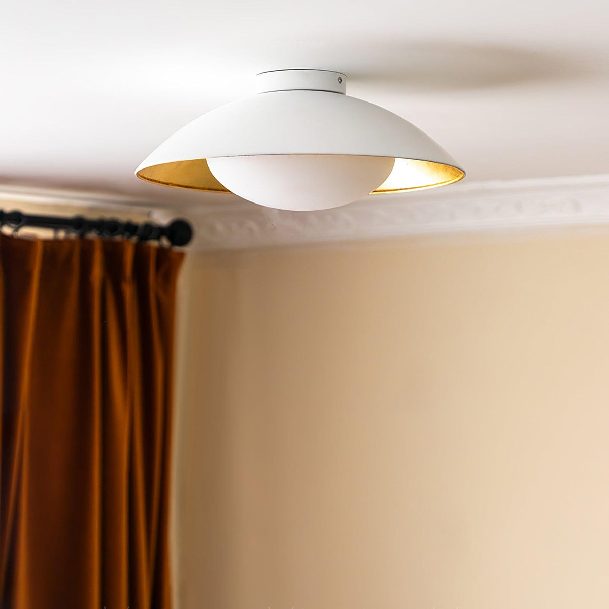 Arinora Ceiling Light