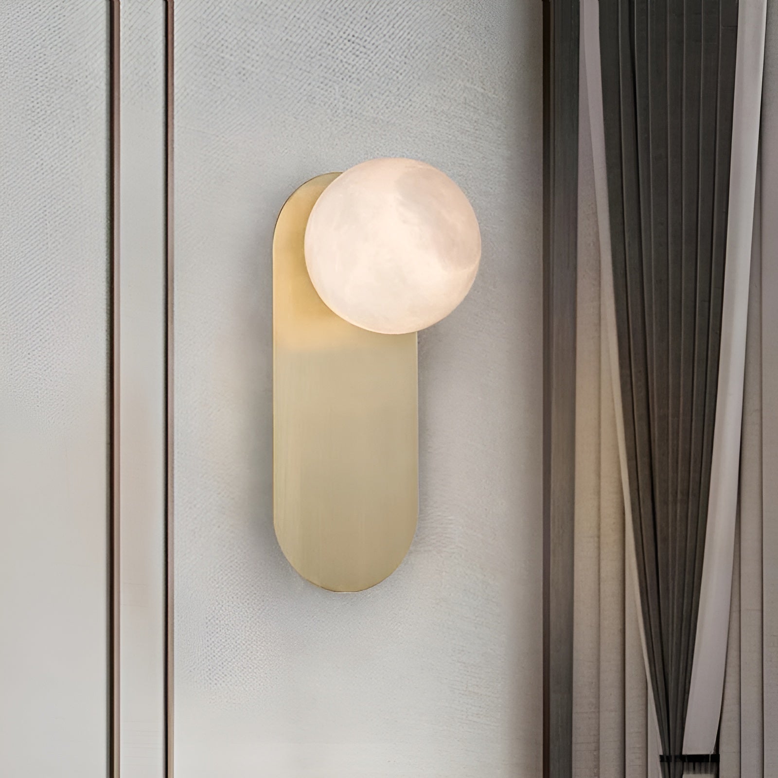 Adrion Wall Lamp