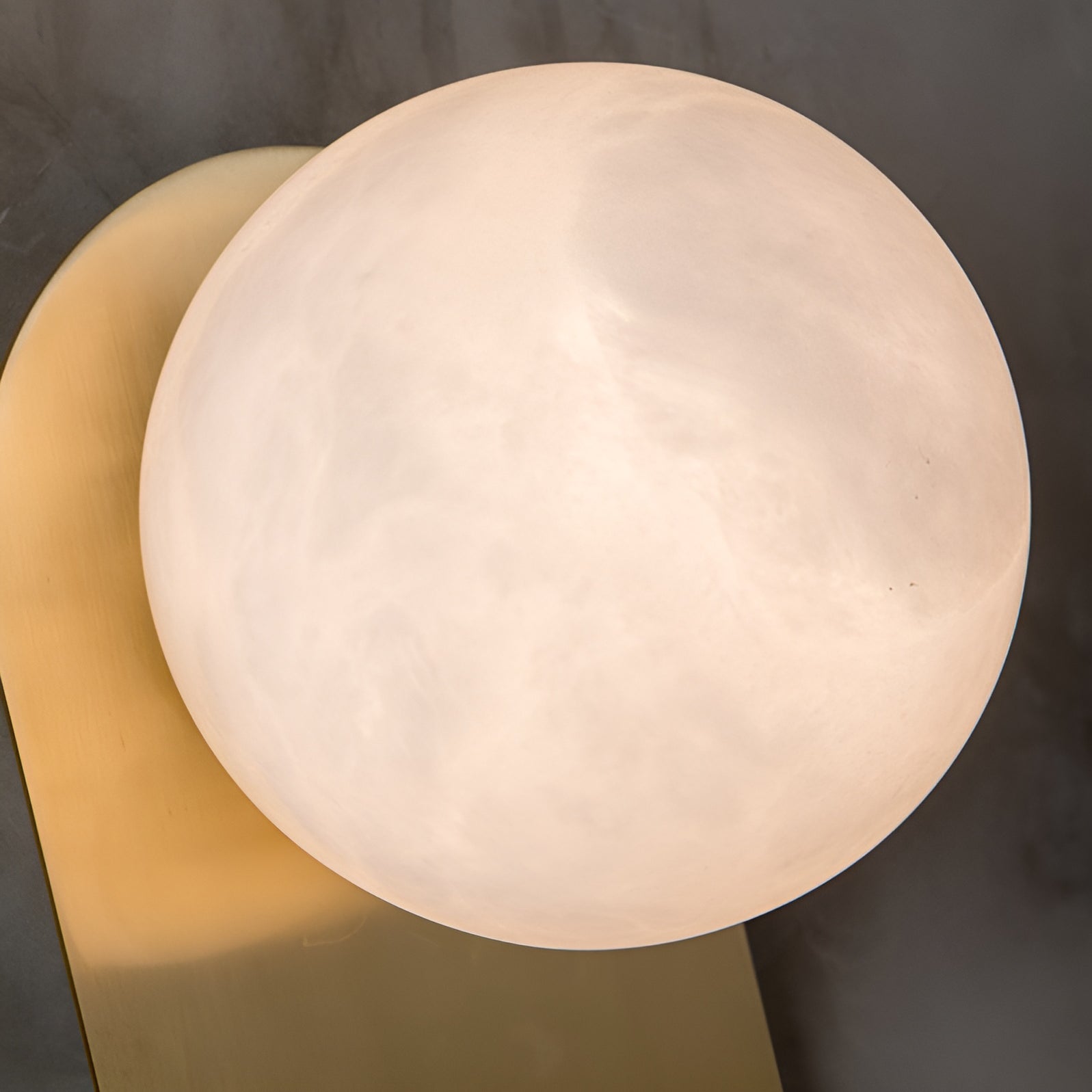 Cuzorion Alabaster Wall Light