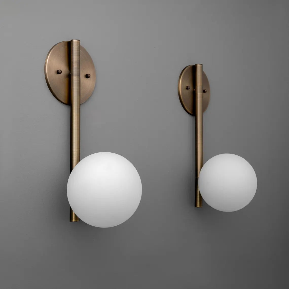 Finnian Wall Lamp