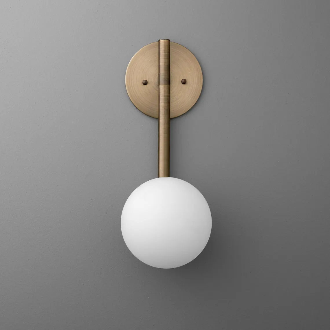 Finnian Wall Lamp