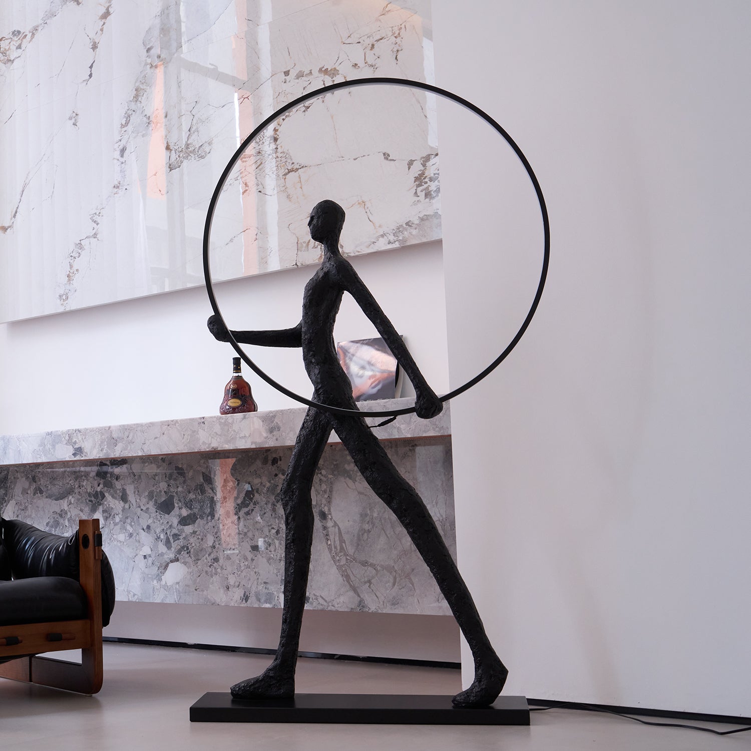 Cirarelia Floor Lamp Sculpture LED Figure