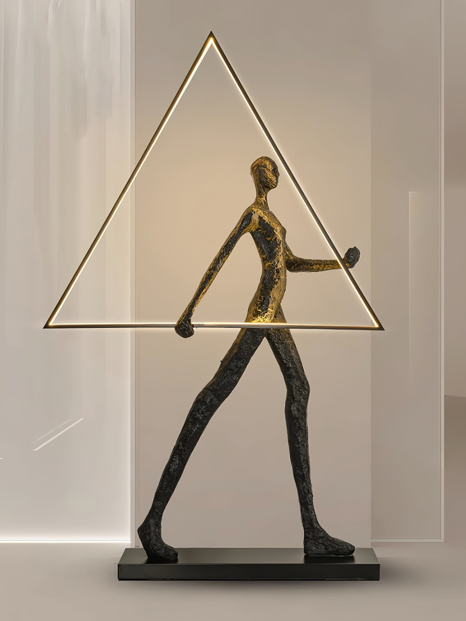 Cirarelia Floor Lamp Sculpture LED Figure