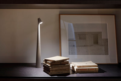 Nirerora Acrylic Minimalist Table Lamp