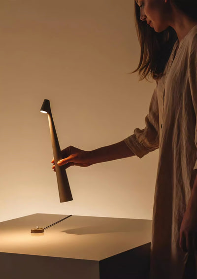 Nirerora Acrylic Minimalist Table Lamp