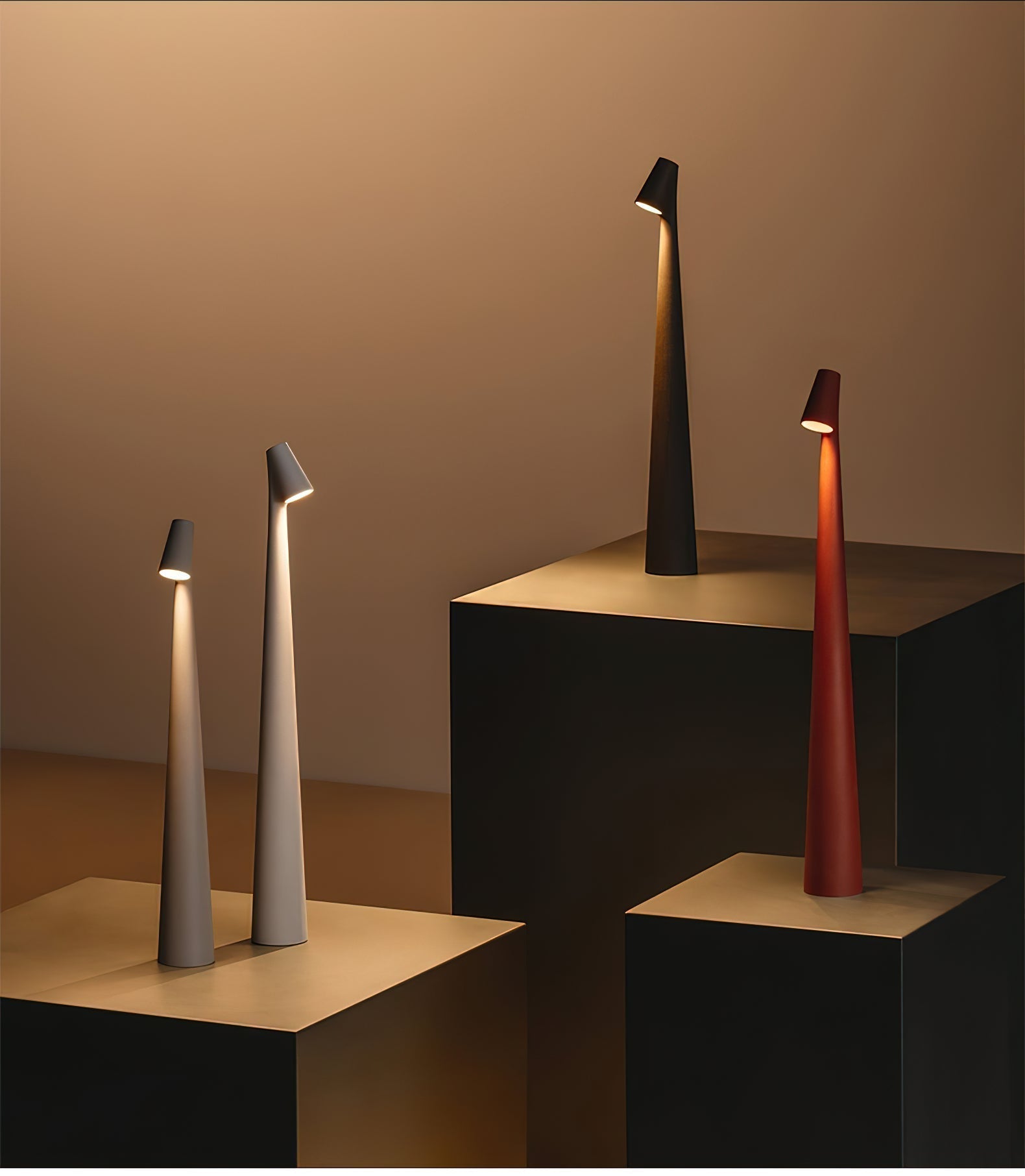 Nirerora Acrylic Minimalist Table Lamp