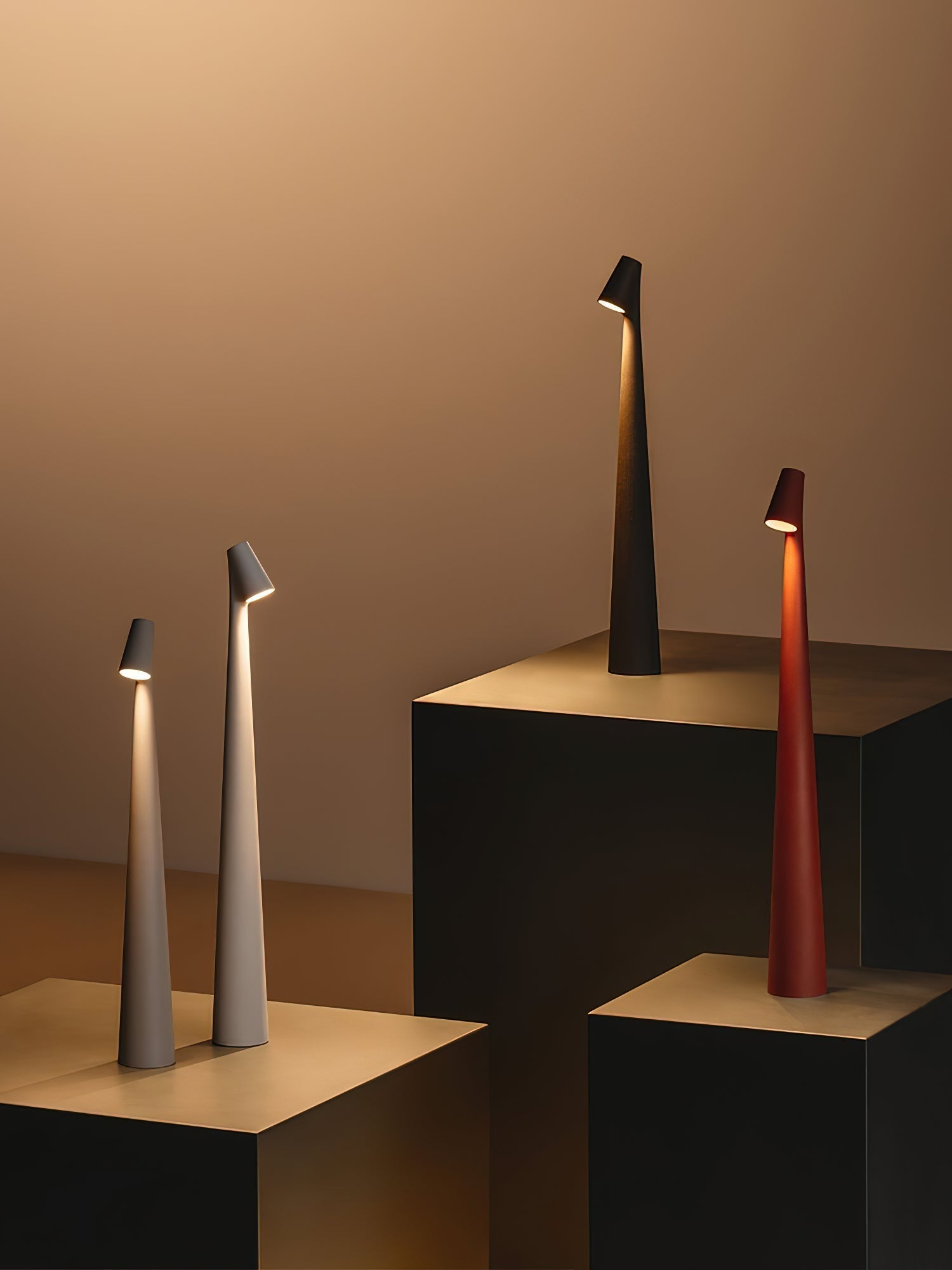 Nirerora Acrylic Minimalist Table Lamp