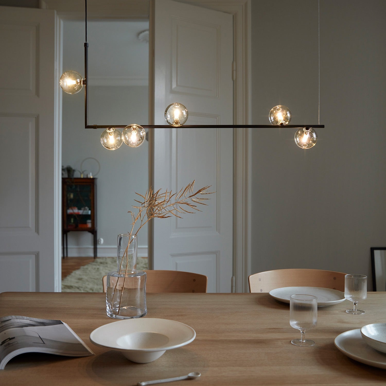 Moss Chandelier Glass with Black Steel Linear