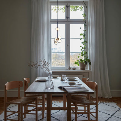 Moss Chandelier Glass with Black Steel Linear