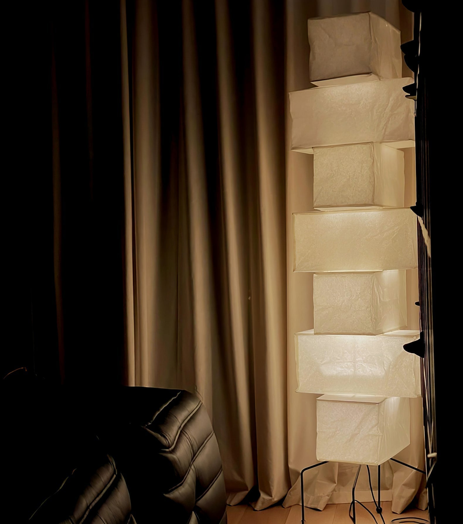 Avara Paper Floor Lamp - Neutral Decor
