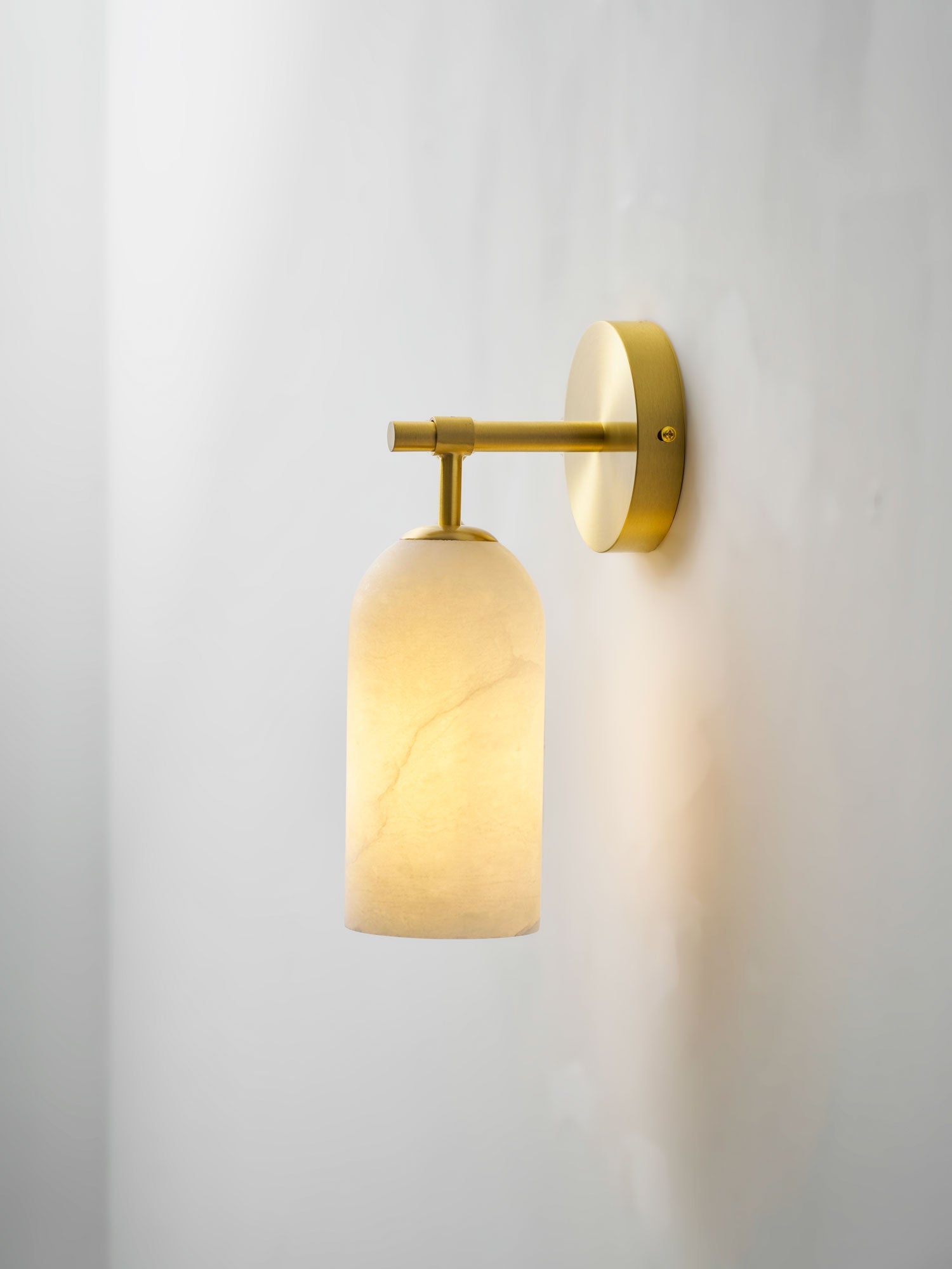 Delaborne Pillar Alabaster Indoor Wall Light