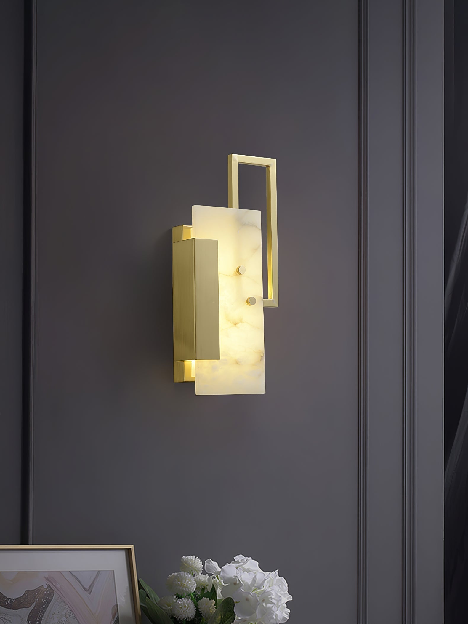 Albinelle Alabaster Wall Lamp