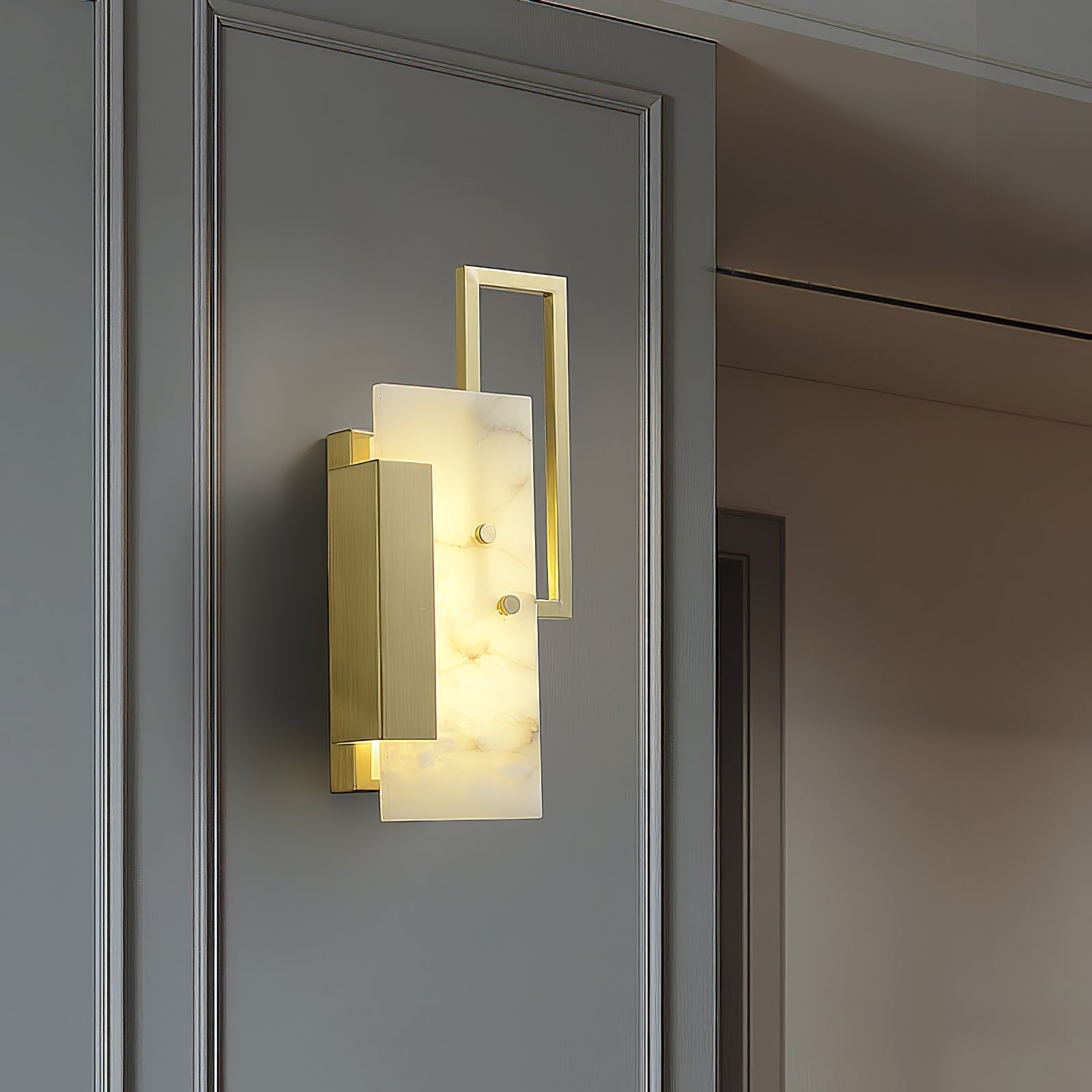 Albinelle Alabaster Wall Lamp
