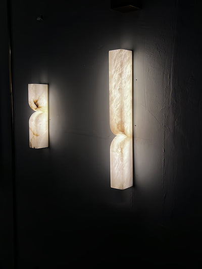 Niveelle Alabaster Rectangular Wall Lamp