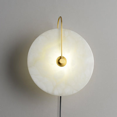 Ceraeyra Alabaster Globe Wall Light - Neutral Decor
