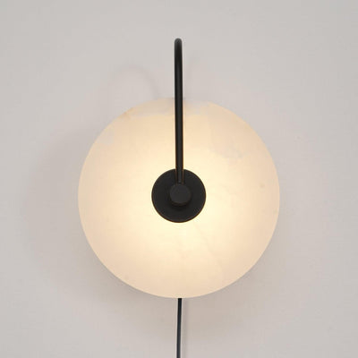 Ceraeyra Alabaster Globe Wall Light - Neutral Decor