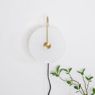 Ceraeyra Alabaster Globe Wall Light - Neutral Decor