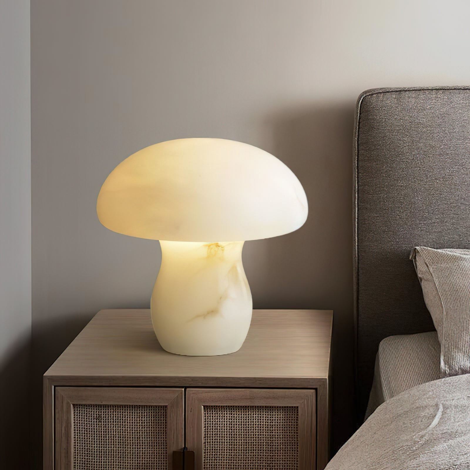 Selanise Table Lamp