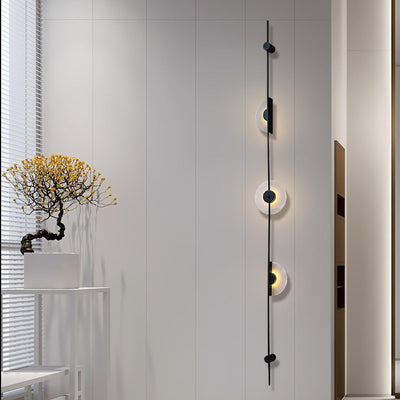 Neron Alabaster Vertical Wall Sconce