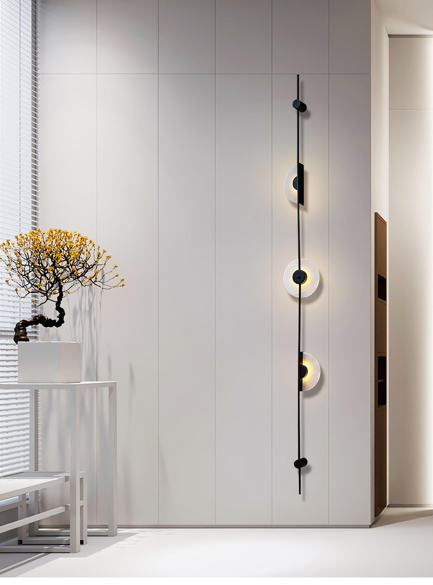 Neron Alabaster Vertical Wall Sconce