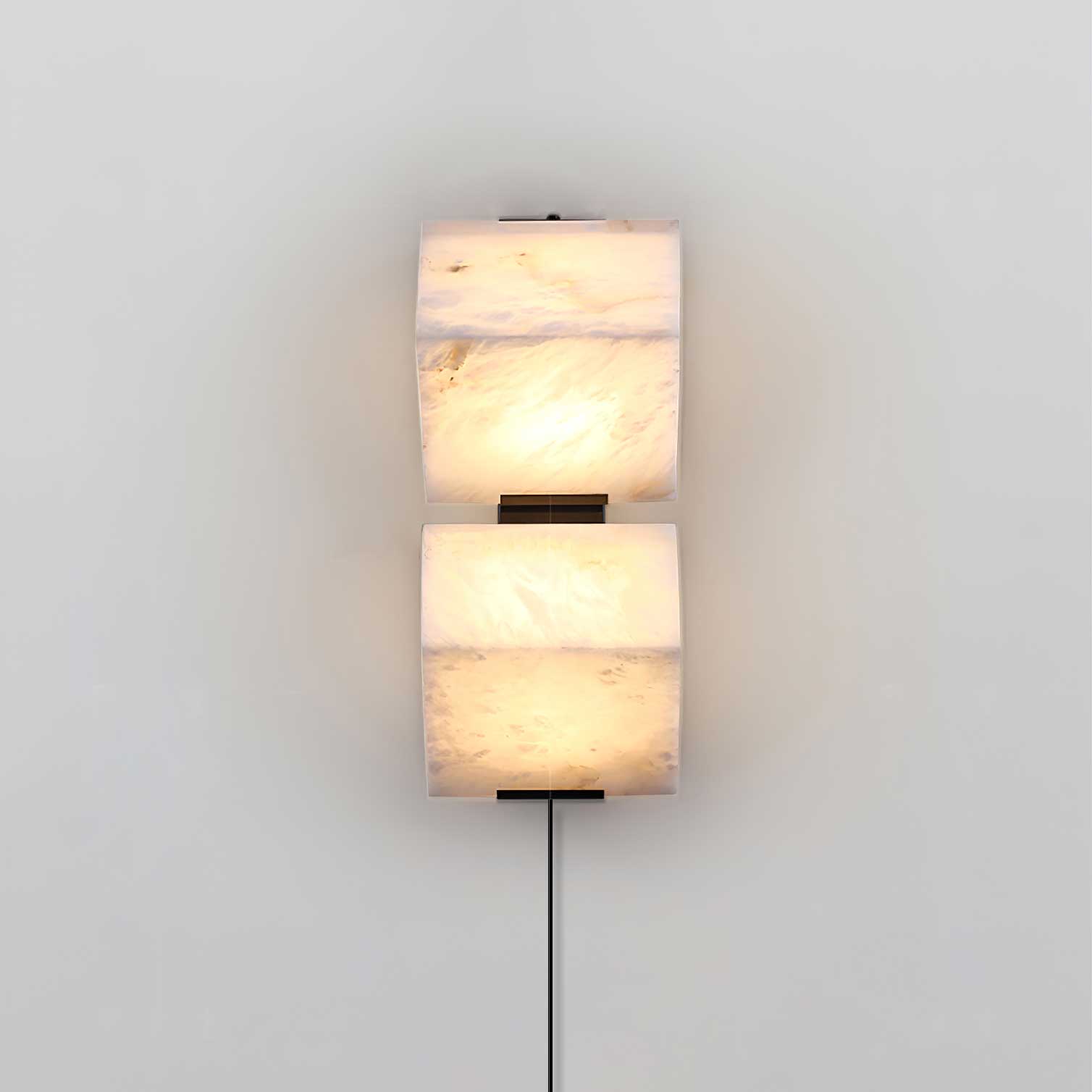Niviella Alabaster Staircase Plug-in Wall Lamp