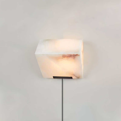 Niviella Alabaster Staircase Plug-in Wall Lamp
