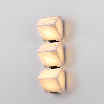 Niviella Alabaster Staircase Plug-in Wall Lamp
