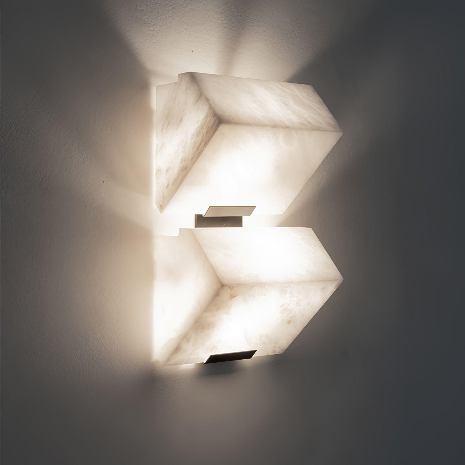 Niviella Alabaster Staircase Plug-in Wall Lamp
