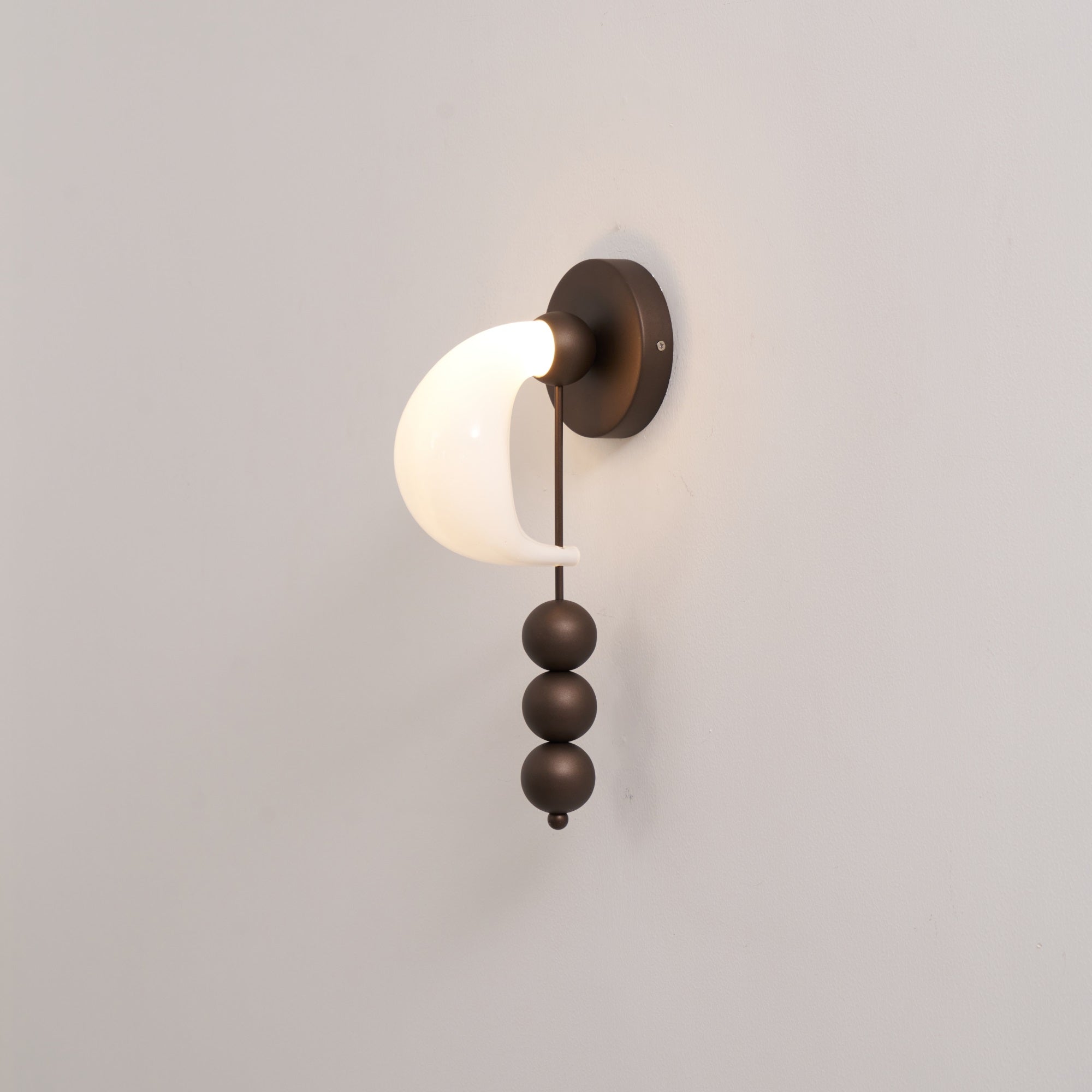 Viphaor Premium Elegance Art Glass Wall Light
