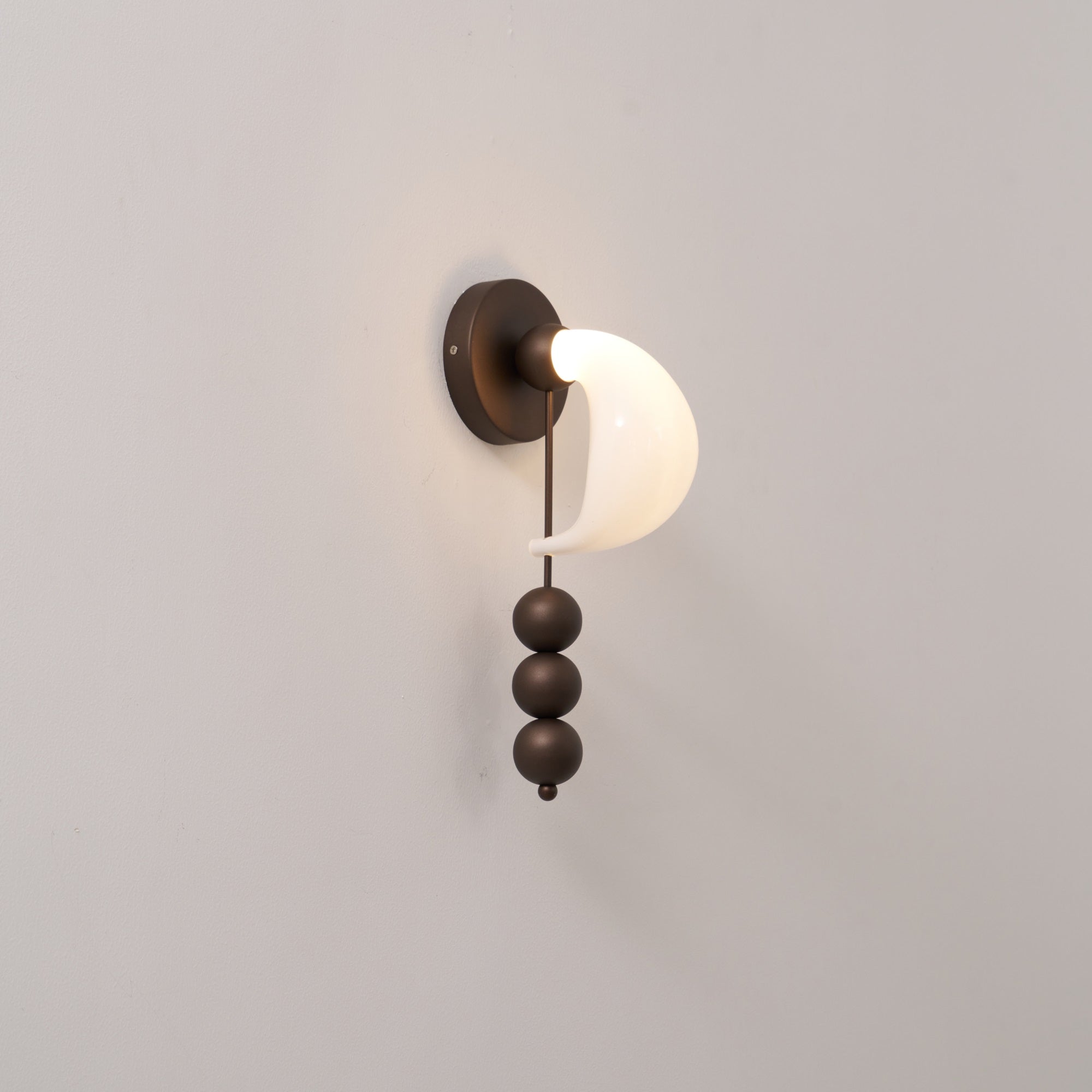 Viphaor Premium Elegance Art Glass Wall Light