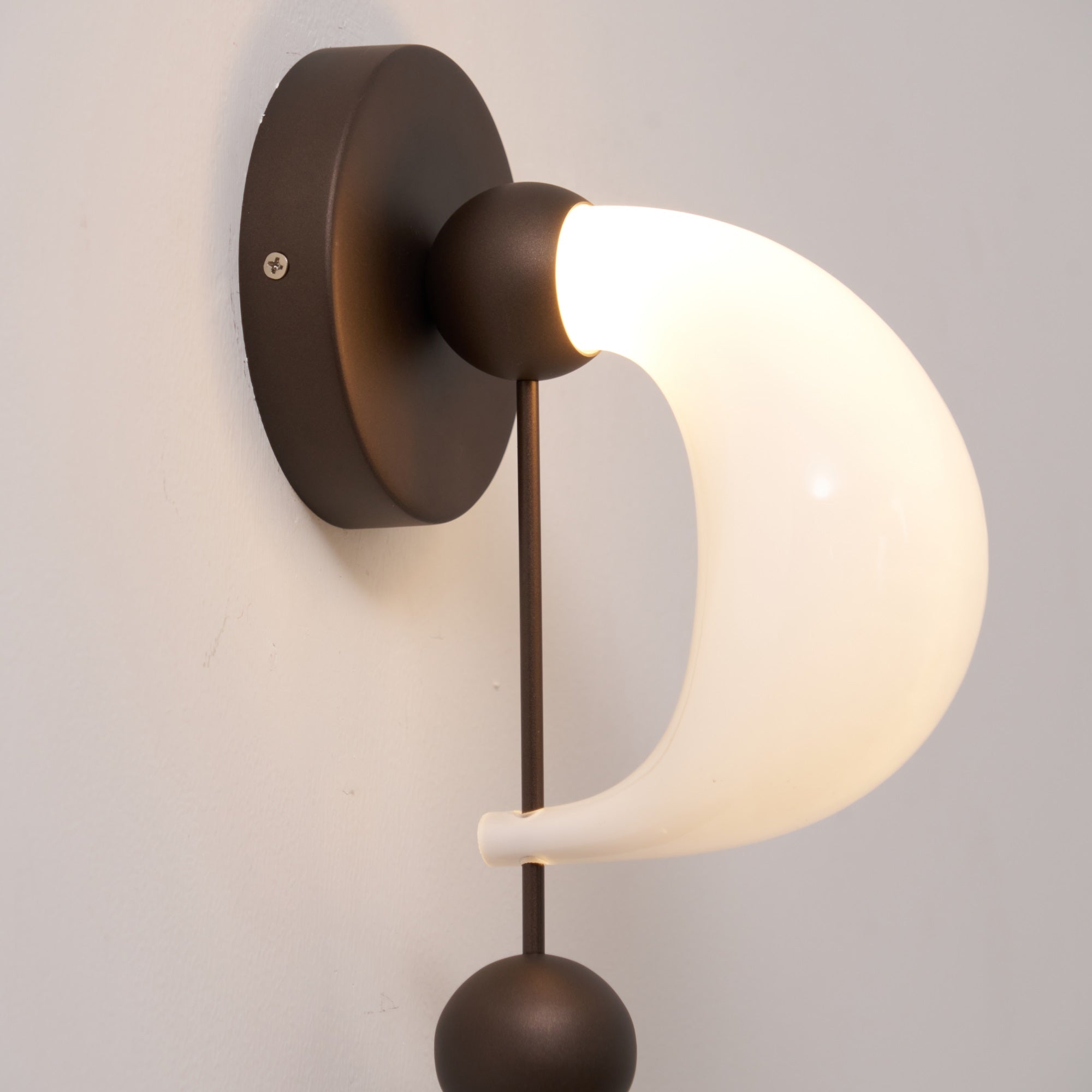 Viphaor Premium Elegance Art Glass Wall Light